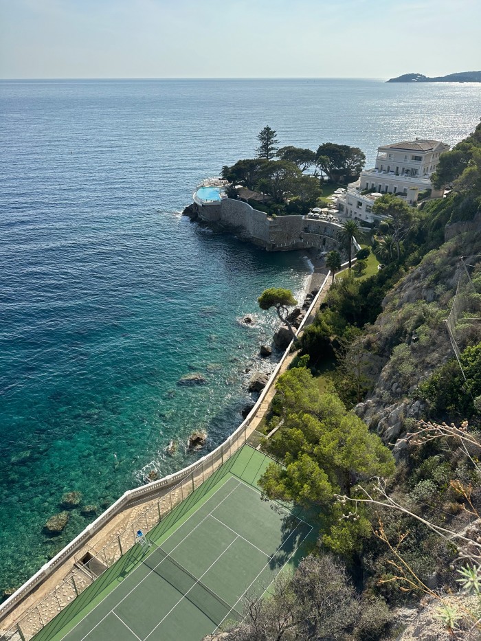 The seaside courts at H?tel Cap Estel