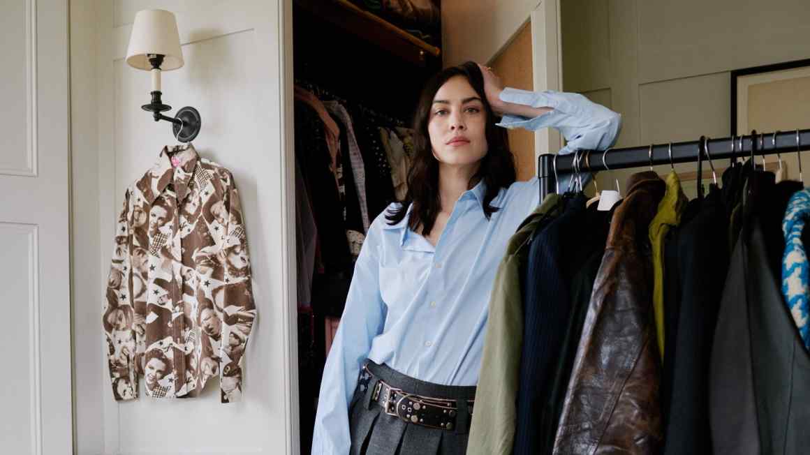 Alexa Chung’s great closet clear-out